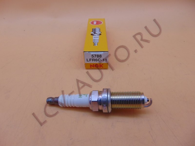 Свеча зажигания - NGK (артикул: 5788)