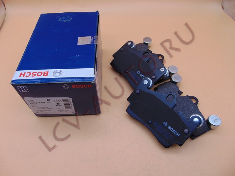 Колодки тормозные задние - BOSCH (артикул: 0986424741)