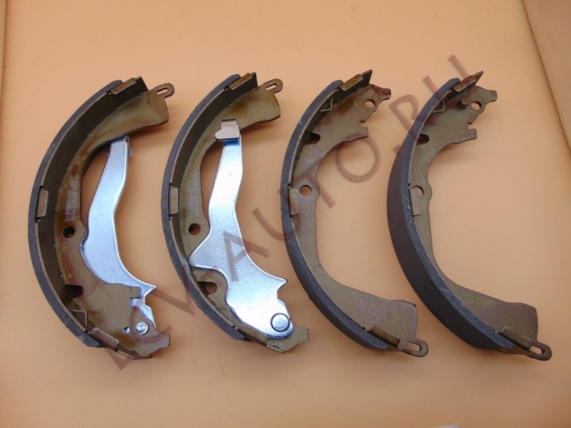 Колодки тормозные барабанные - BOSCH (артикул: 0986487955)