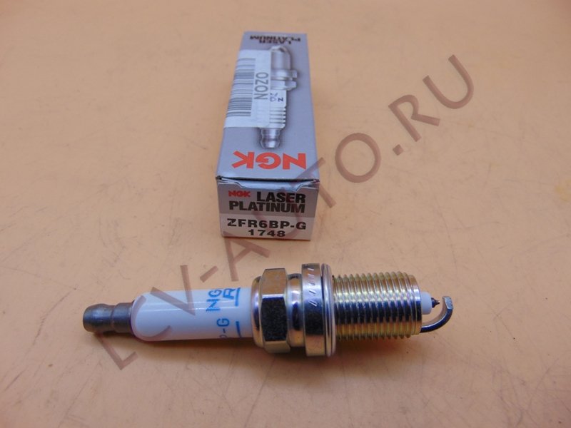 Свеча зажигания - NGK (артикул: 1748)