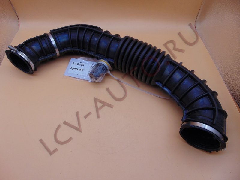 Патрубок воздушного фильтра - FORD JMC (артикул: 2176698)
