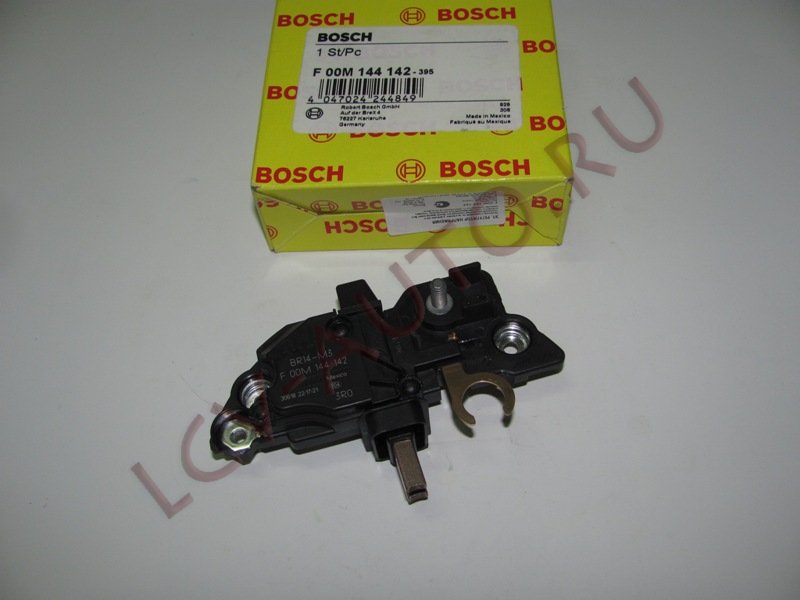 Регулятор напряжения +2.3 IVECO (под болт) - BOSCH (артикул: F00M144142)