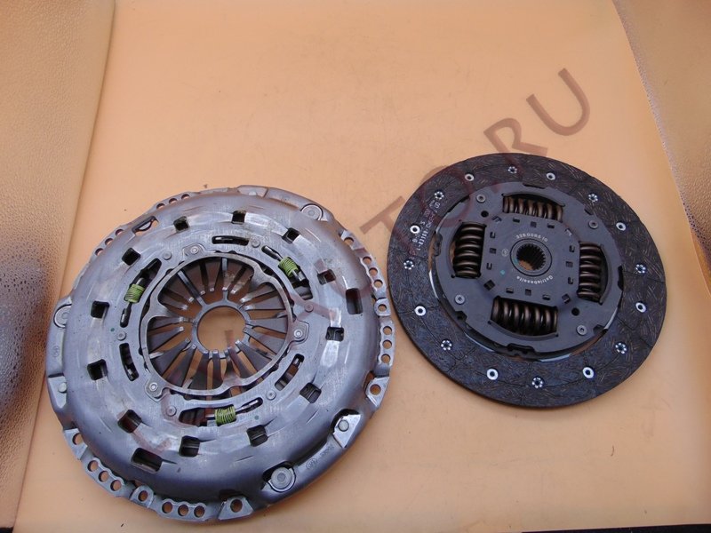 Сцепление к-т одномассовое 2.4 FORD - LUK CN (артикул: 626 3053 09)