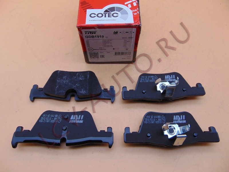 Колодки тормозные задние +F30 - TRW (артикул: GDB1919)