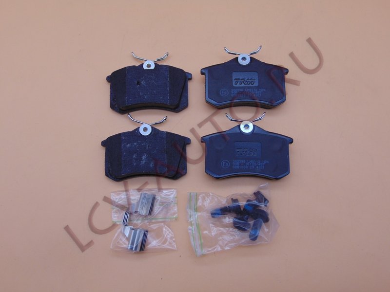 Колодки тормозные задние - TRW (артикул: GDB1330)