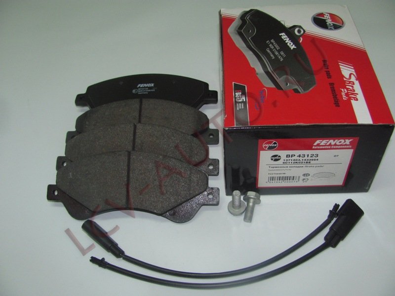 Колодки тормозные передние 2.2 FORD FWD - FENOX (артикул: BP43123)