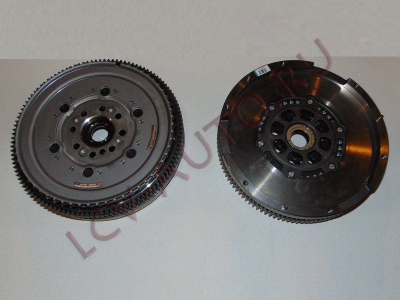 Маховик двухмассовый 2.2 FORD FWD - FORD (артикул: 1857693)