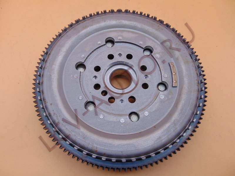 Маховик двухмассовый 2.2 FORD FWD 120 - LUK (артикул: 415037210)