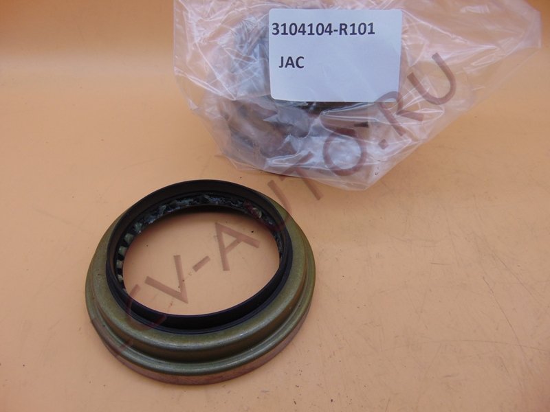 Сальник задней ступицы - JAC (артикул: 3104104-R101)