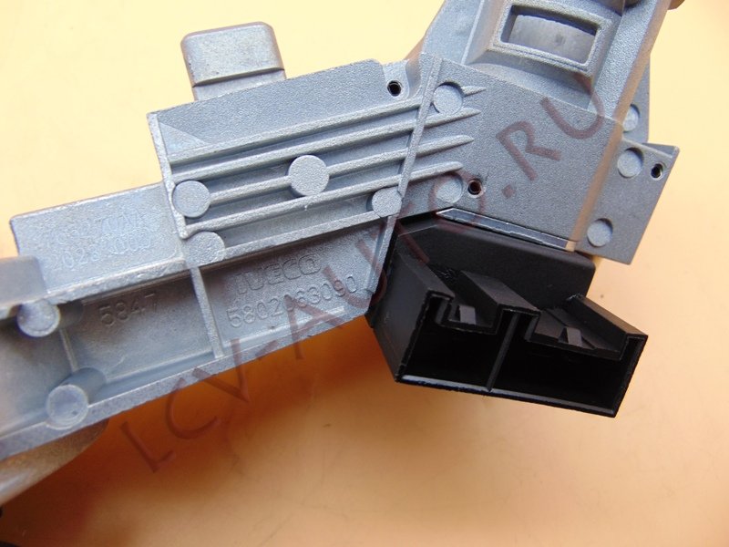 Замок зажигания (контактная группа) - NAVECO (артикул: 5802063090)