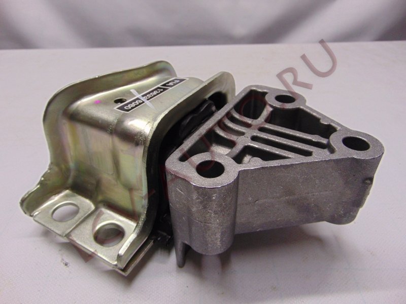 Подушка двигателя правая 2.3 IVECO - MAGNETI MARELLI (артикул: 8539290CFG)