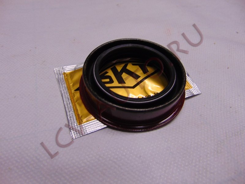 Сальник полуоси FORD + VW - BSG (артикул: 046069-P)