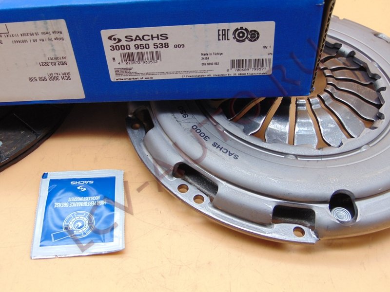 Сцепление к-т - SACHS (артикул: 3000 950 538)