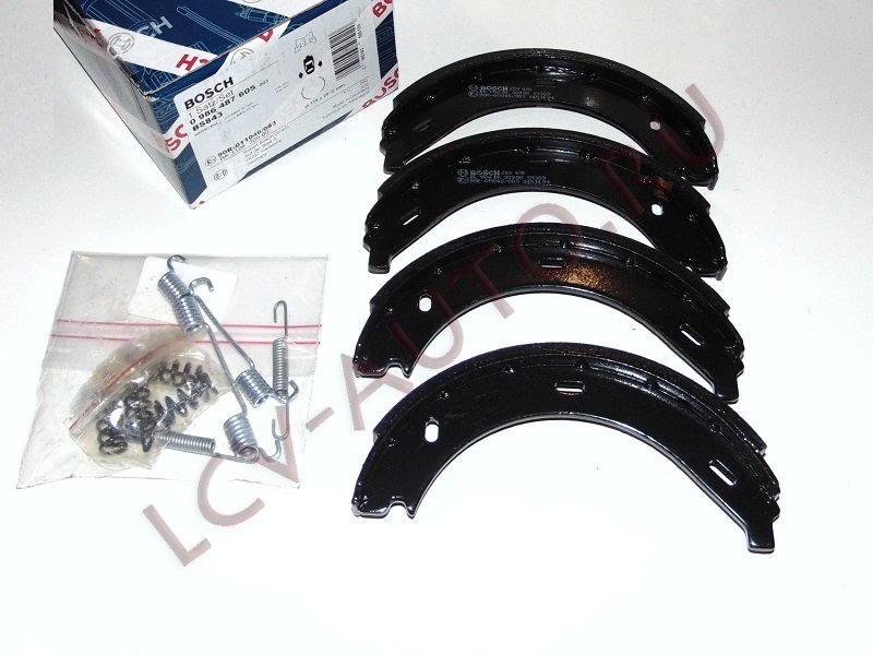 Колодки тормозные задние (барабан) - BOSCH (артикул: 0986487605)