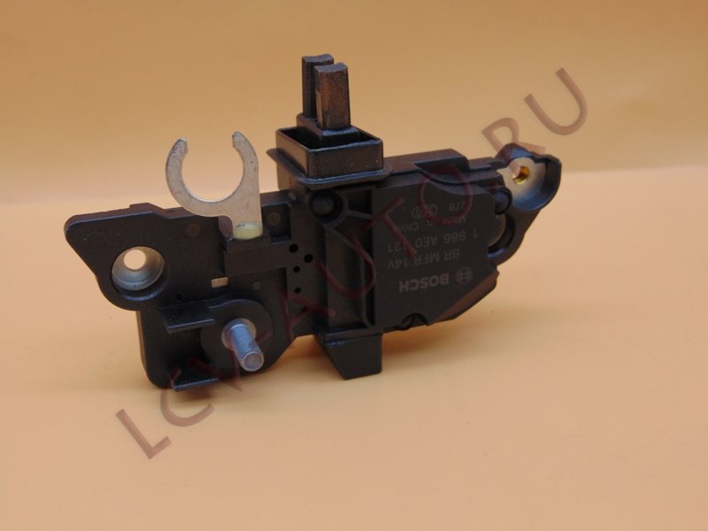 Регулятор напряжения - BOSCH (артикул: 1986AE0121)