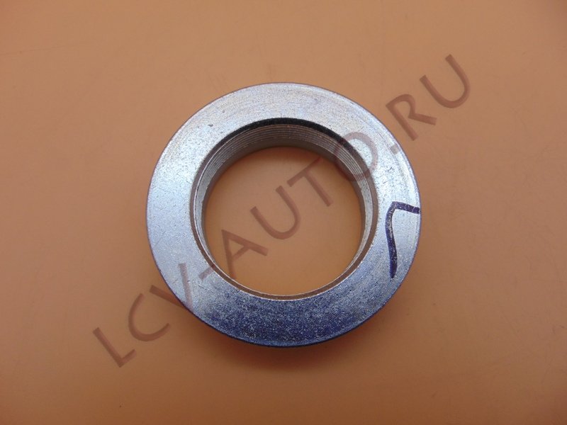Гайка задней ступицы правая 06-г - FORD JMC (артикул: 4875826)
