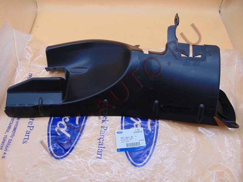 Дефлектор радиатора левый - FORD (артикул: 2029679)