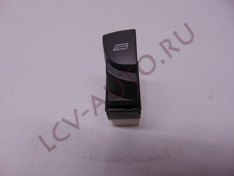 Кнопка стеклоподъёмника передней правой двери (белая -6PIN) - FAST (артикул: FT91953)