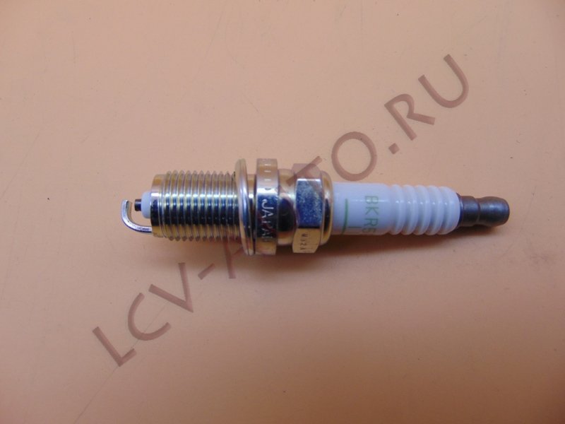 Свеча зажигания - NGK (артикул: 5776)