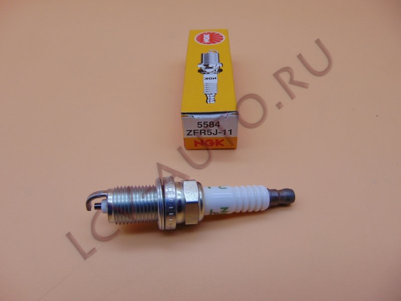 Свеча зажигания - NGK (артикул: 5584)