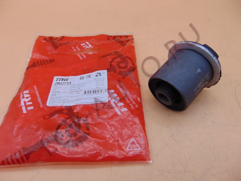 С/блок переднего рычага задний - TRW (артикул: JBU733)