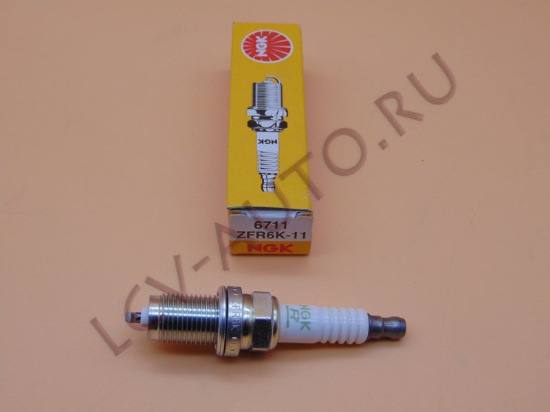 Свеча зажигания - NGK (артикул: 6711)