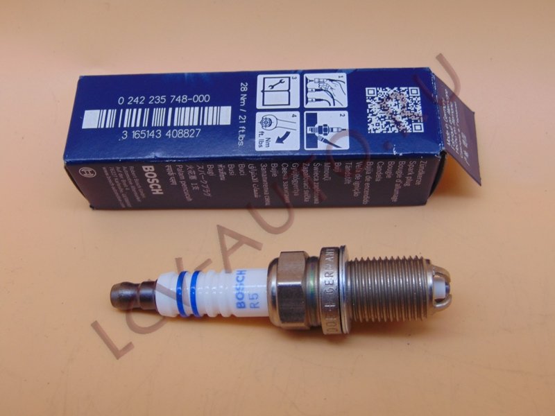 Свеча зажигания - BOSCH (артикул: 0242235748)