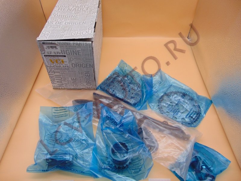 Цепь ГРМ  (к-т цепь,звездочки, натяжитель, башмаки) - RENAULT (артикул: 130C19924R)