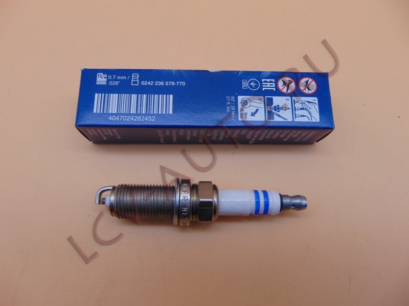 Свеча зажигания - BOSCH (артикул: 0242236578)