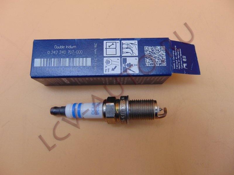 Свеча зажигания - BOSCH (артикул: 0242240707)