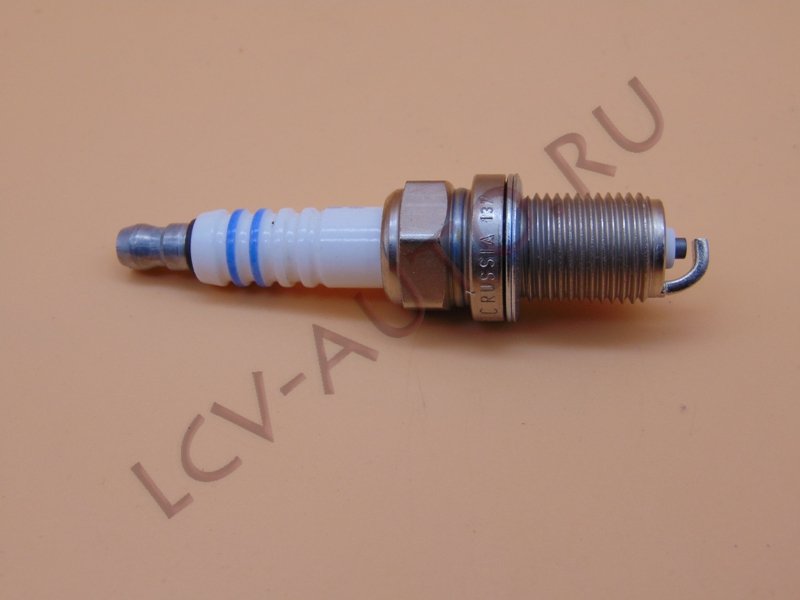 Свеча зажигания - BOSCH (артикул: 0242245536)