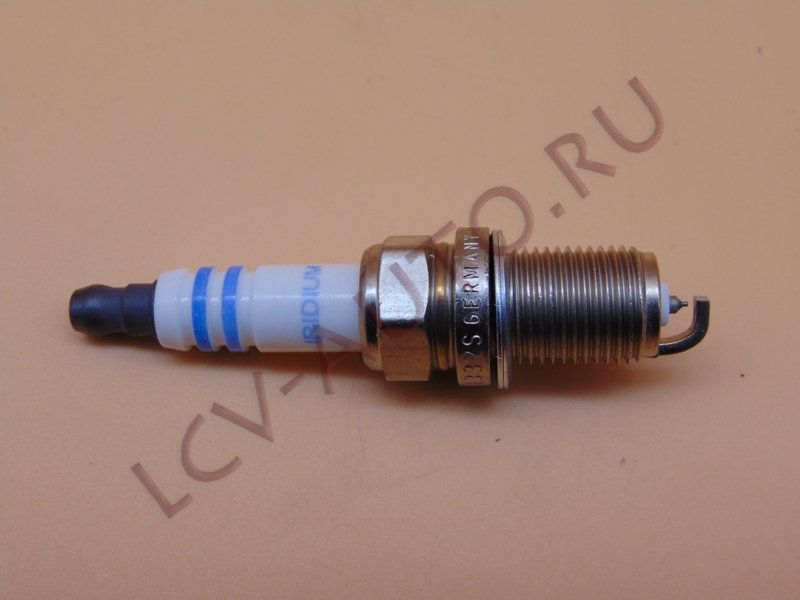 Свеча зажигания - BOSCH (артикул: 0242240653)