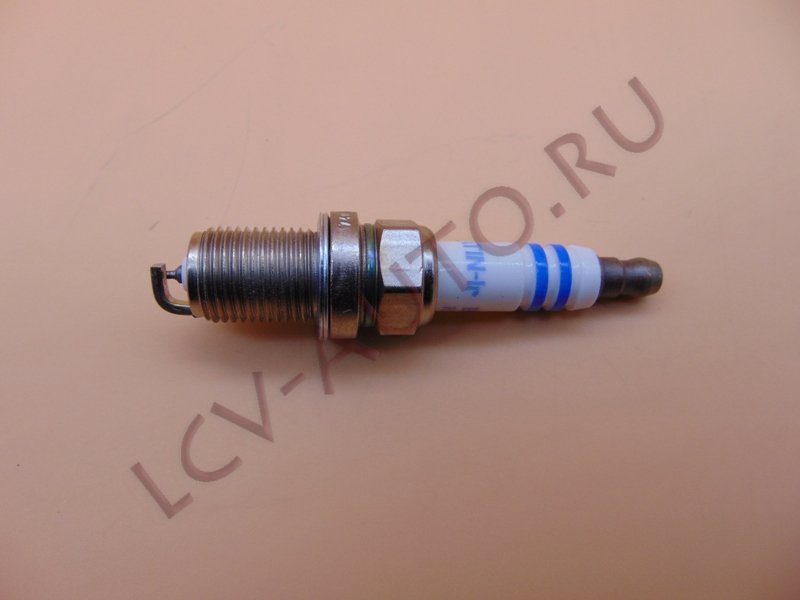 Свеча зажигания - BOSCH (артикул: 0242255508)