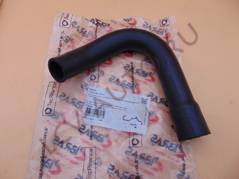 Патрубок радиатора верхний 2.2 FORD (на термостат) - IBRAS (артикул: 14818)