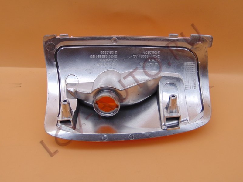 Повторитель в зеркале (оранжевый) левый Transit 2014- - FASE (артикул: FSE 11-437-018)