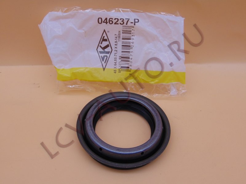 Сальник полуоси левый (КПП 3 ВАЛА) - SKT (артикул: 046237-P)