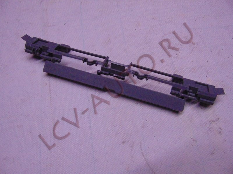 Заглушка крепёжных отверстий багажника - BSG (артикул: BSG 65-922-057)