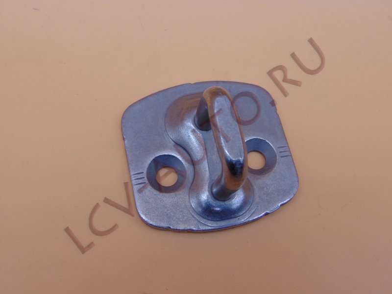 Петля замка двери KK31-V21982-AD - FORD (артикул: 2501421)